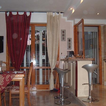 Casa Vacanza Gaudenti Panzió Róma Kültér fotó
